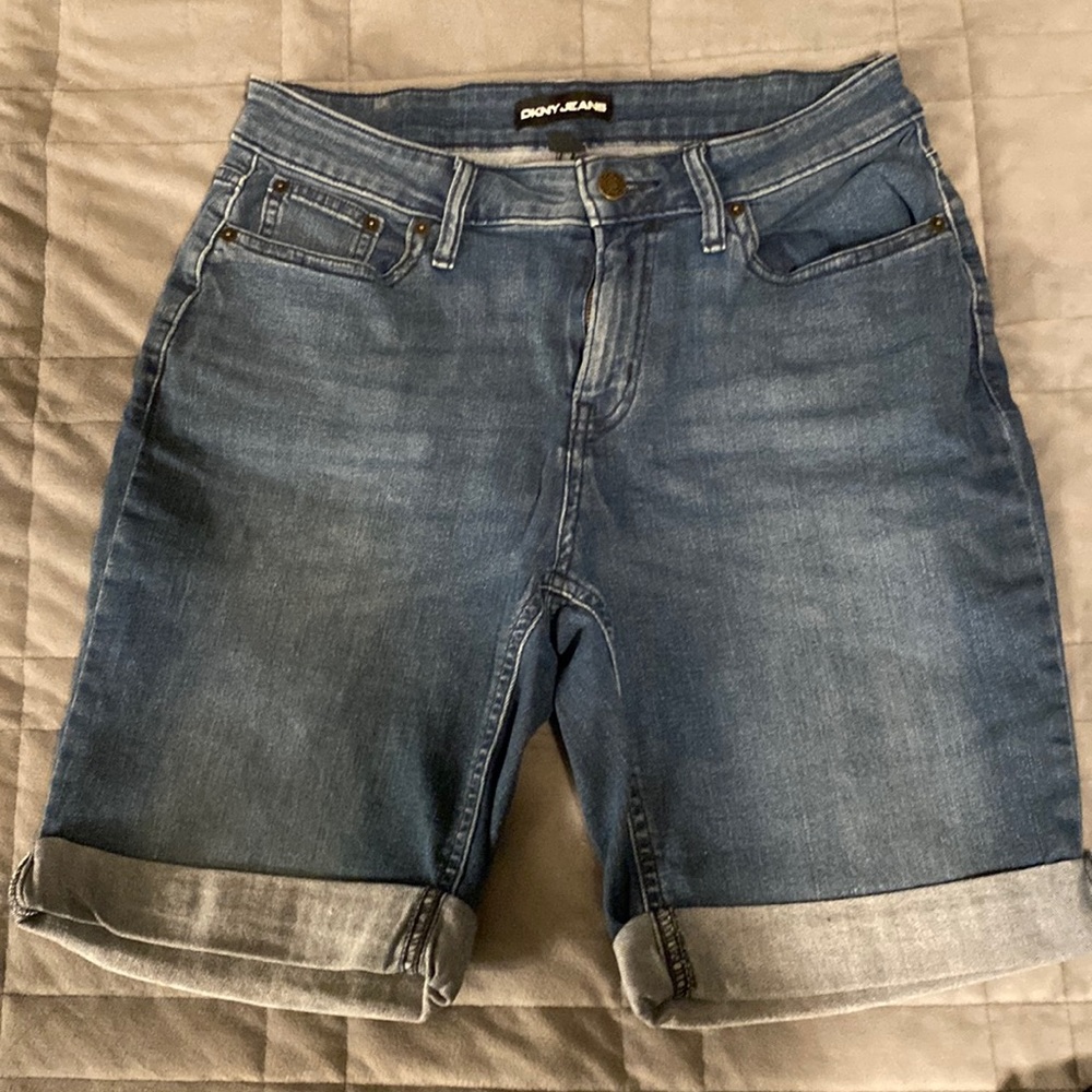 Long shorts 8
